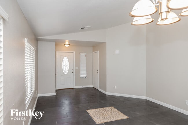 Building Photo - 6561 Duck Hill Springs Dr