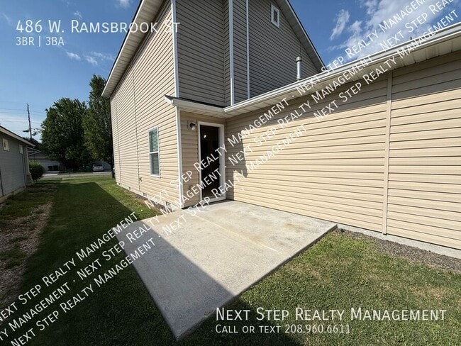 Building Photo - 486 W Ramsbrook St