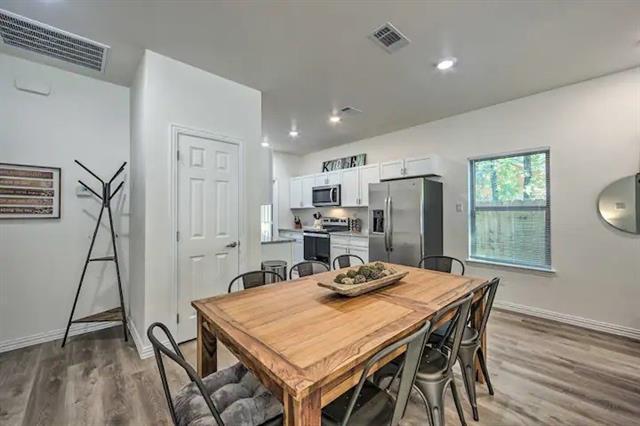 Building Photo - 6150 Shawnee Dr