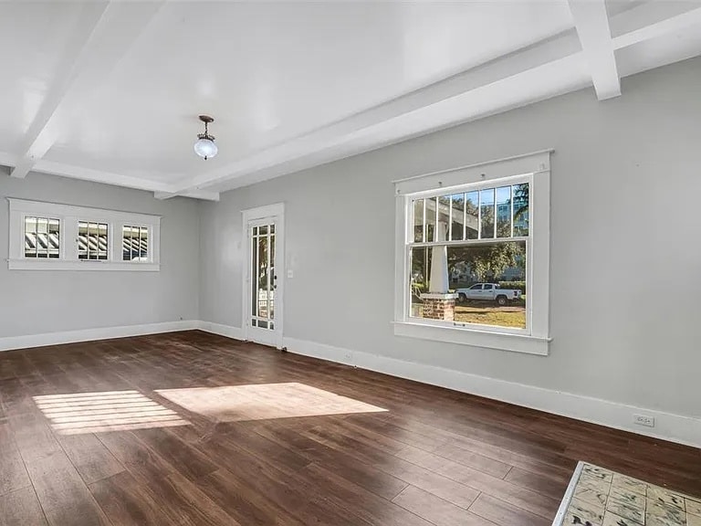 Building Photo - 7327 1st Ave N