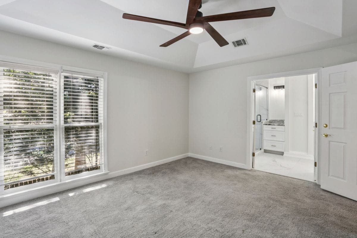 Building Photo - 1536 Oak Grove Rd