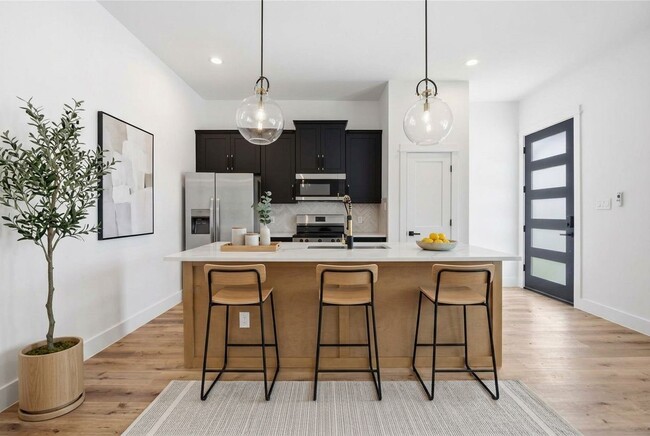 Building Photo - 4027 Cork Dr