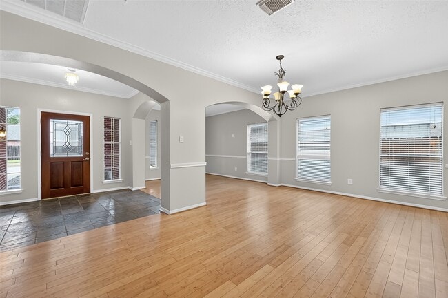 Building Photo - 21519 San Marino Dr