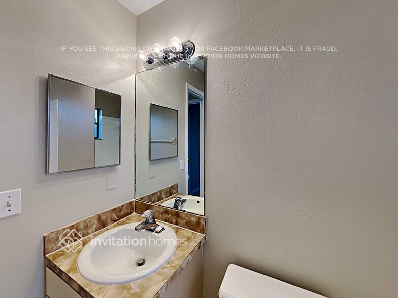 Building Photo - 3319 Fox Ridge Dr