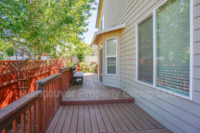 Building Photo - 304 NW 96th St