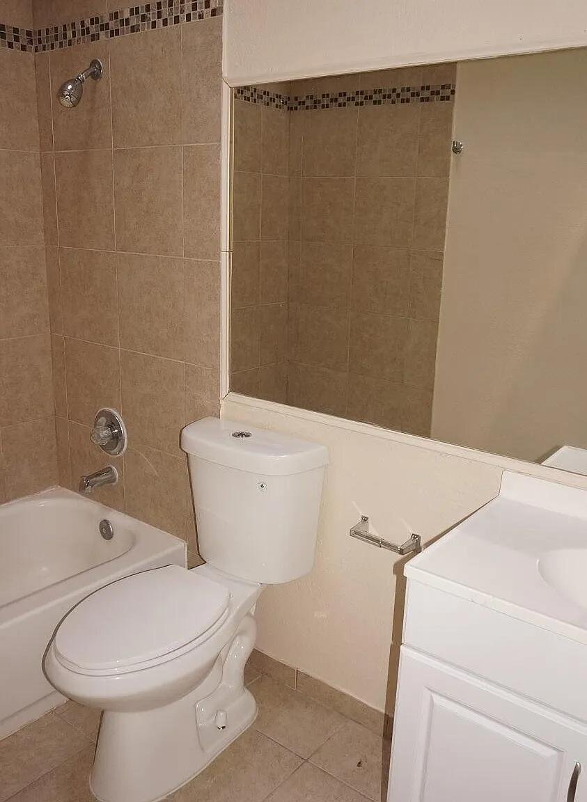 Building Photo - 6060 Bridalveil Dr