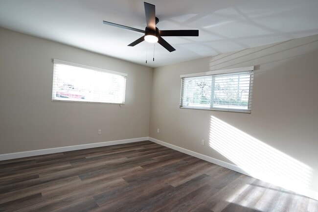 Building Photo - Beautiful Yucaipa Home with Private Garage