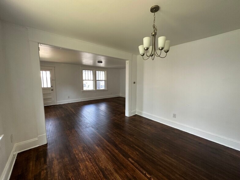 Building Photo - 1111 Buchanan St