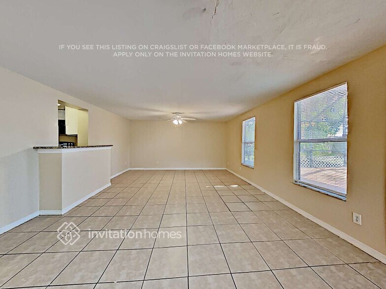 Building Photo - 5335 Laurelwood Pl