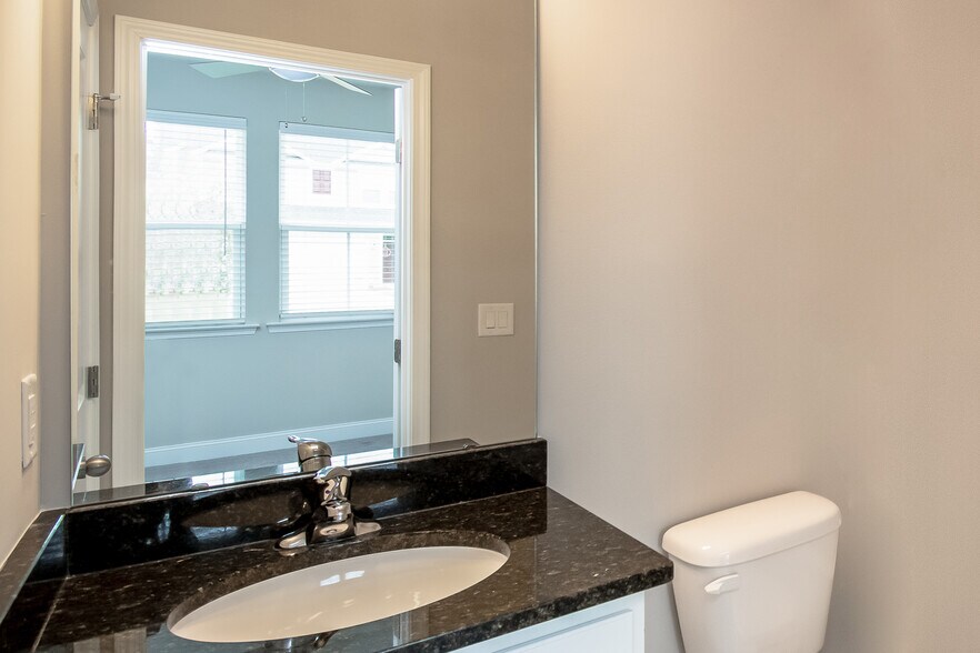 Building Photo - 1184 Warrens Way