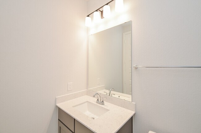 Building Photo - 25107 Wilderness Hvn Ln