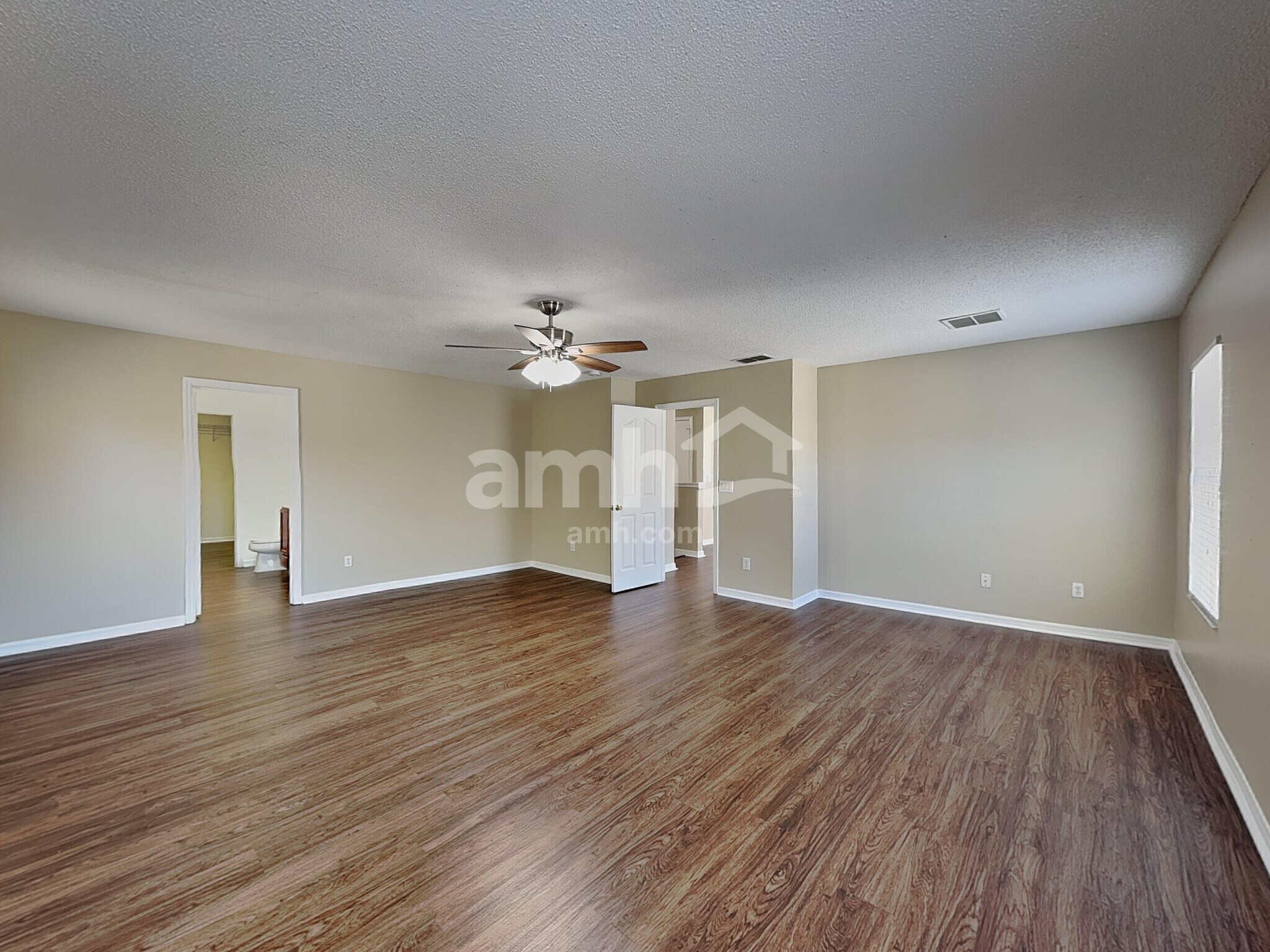 Building Photo - 15157 Perdido Dr