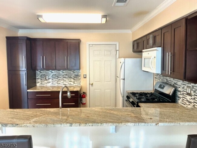 Building Photo - 87 Winchester Way