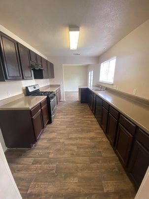 Building Photo - 20805 Trotters Ln