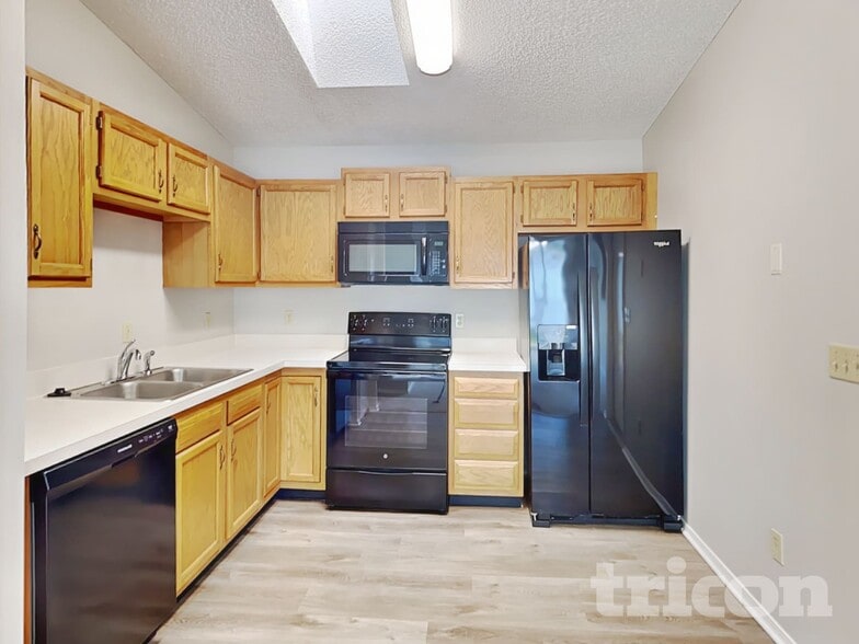 Building Photo - 8384 Argyle Corners Dr