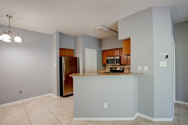 Building Photo - 2450 Wickersham Ln