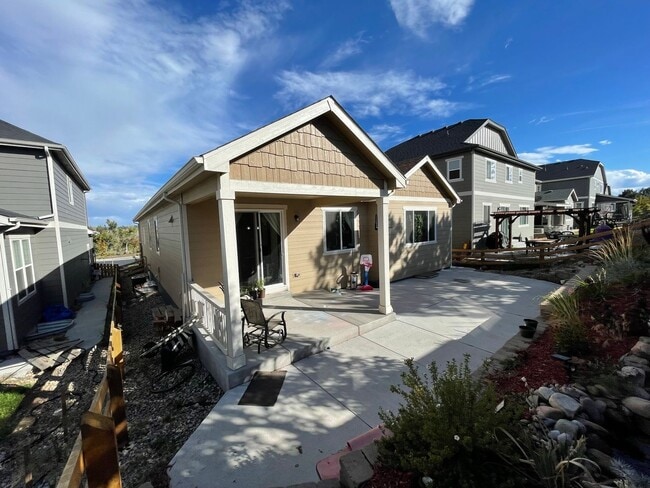 Building Photo - Beautiful 4 Bedroom Ranch Home For Rent