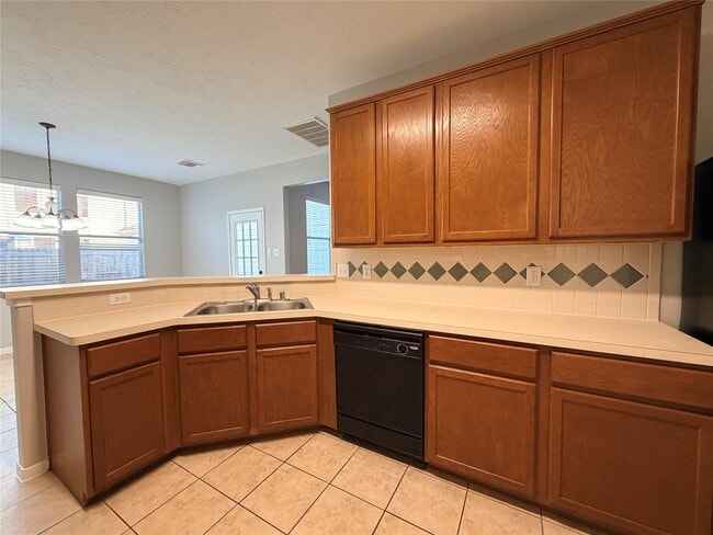 Building Photo - 4531 Park Trail Ln