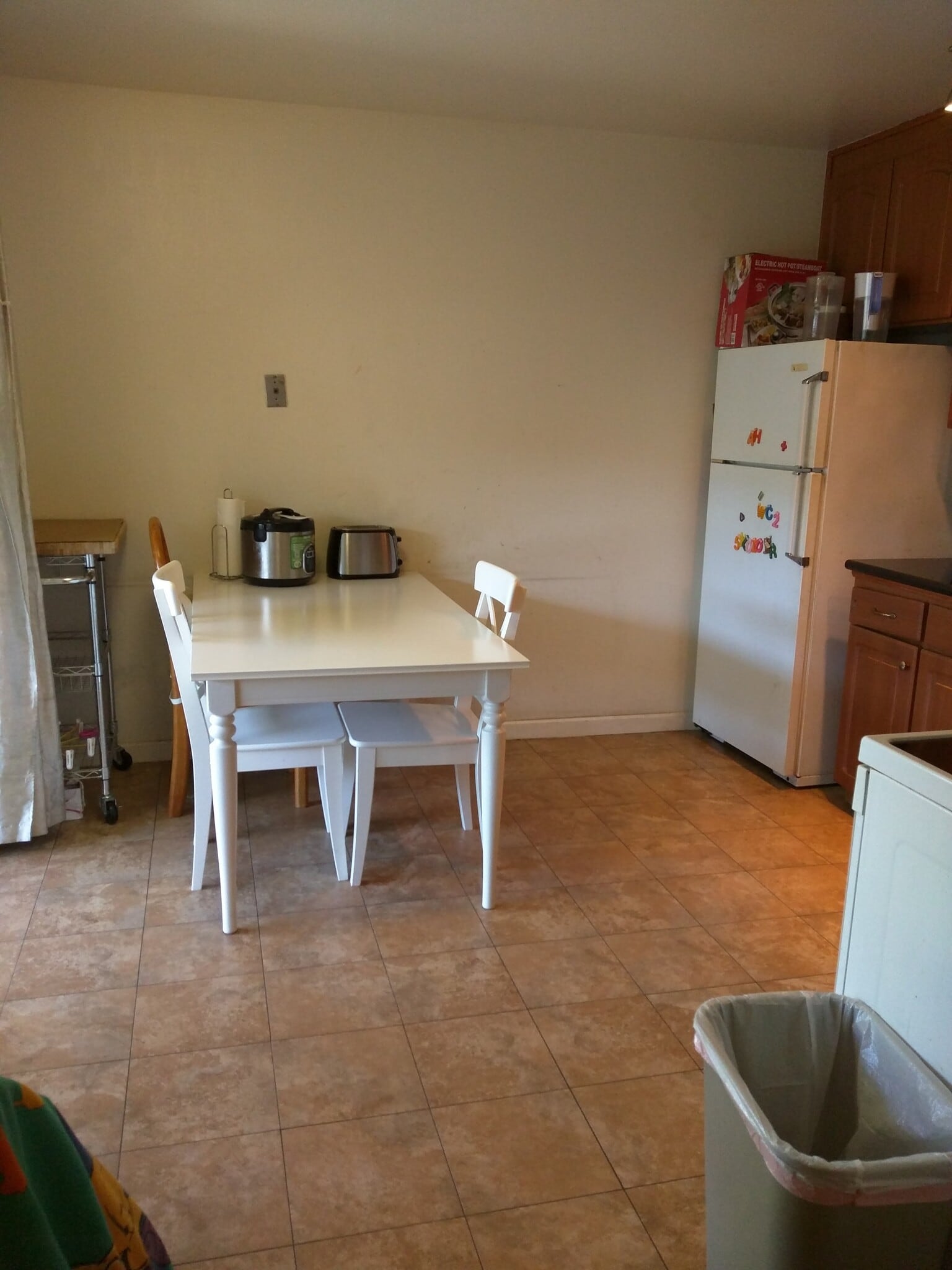 Building Photo - 879 Bing Dr