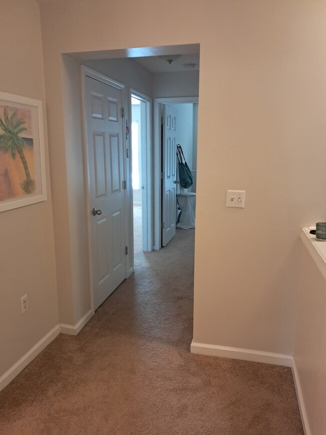 Building Photo - 317 Sand Oak Blvd