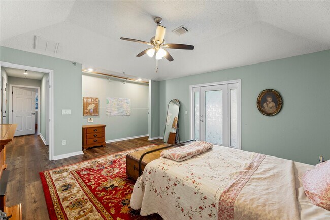 Building Photo - 9418 Wandsworth Dr