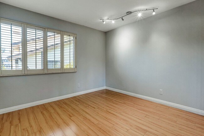 Building Photo - 19355 Sherman Way