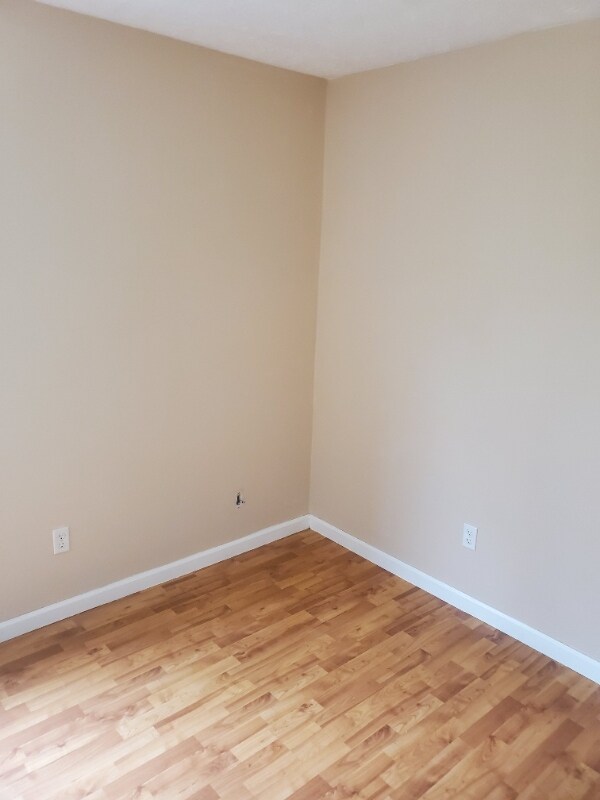 Building Photo - 8100 Webster Ct NE