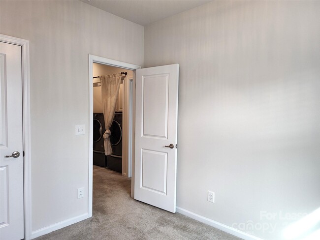 Building Photo - 1538 Kee Ct