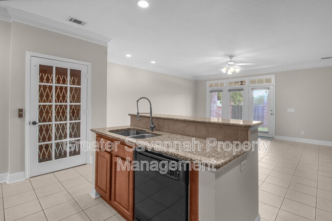 Building Photo - 125 Ventura Pl