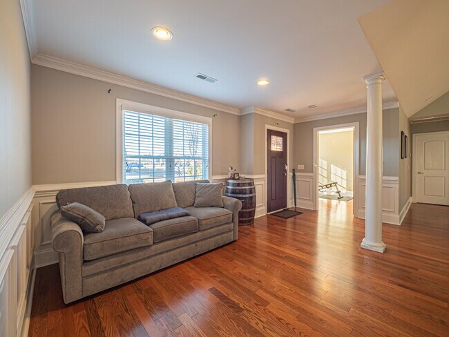 Building Photo - Available Mid-June in popular Carolina Palms!