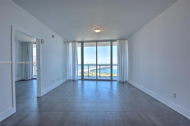 Building Photo - 888 Biscayne Blvd