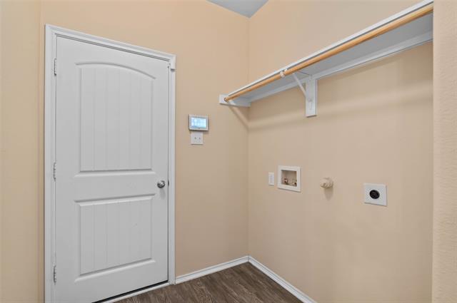 Building Photo - 1313 Honeywood Ln