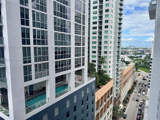 Building Photo - 133 NE 2nd Ave