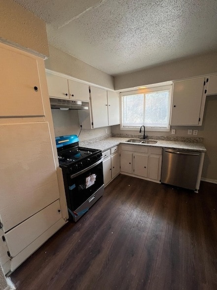 Building Photo - 9306 St Lo Rd