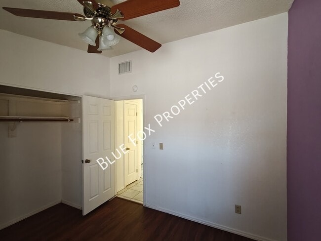 Building Photo - 9073 N Tiger Eye Way