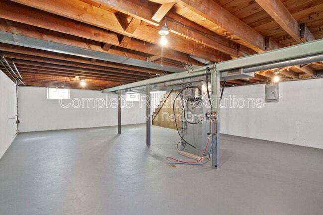 Building Photo - 8118 Blanchard Dr