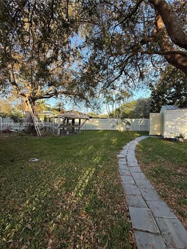 Building Photo - 10194 SW 202nd Terrace