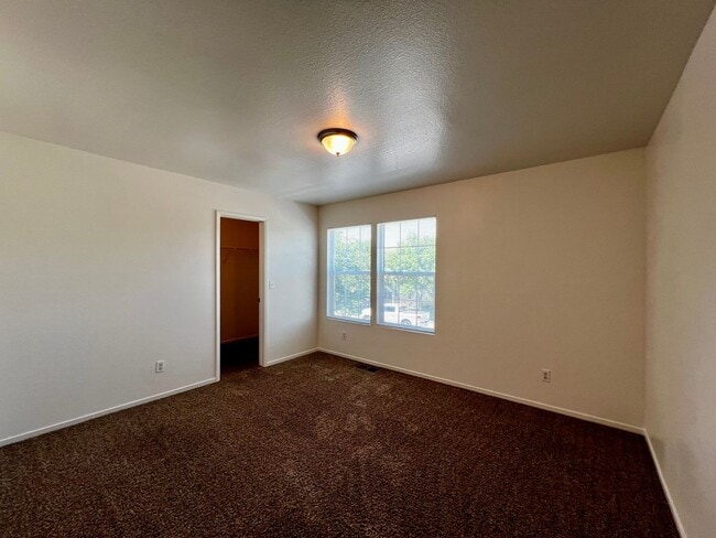 Building Photo - 1230 Sunup Dr