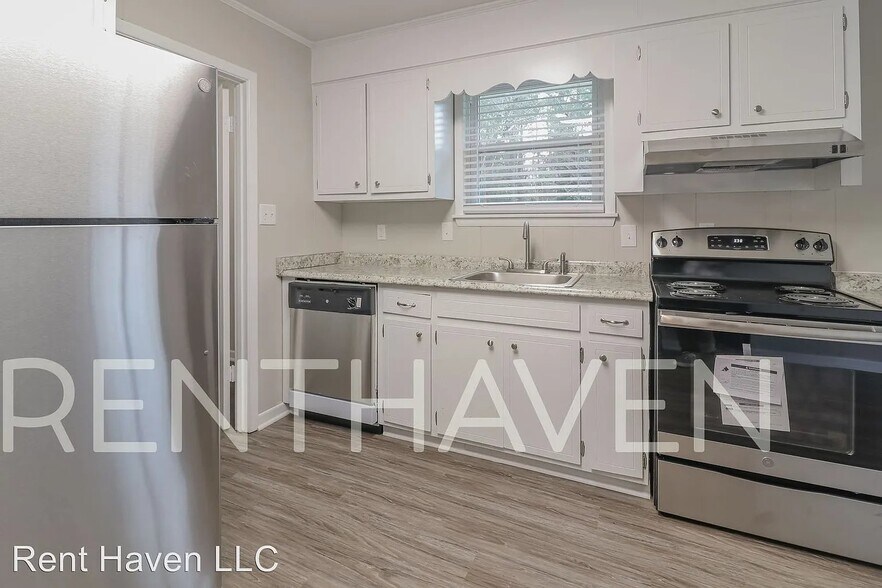 Building Photo - 2505 Dublin Dr