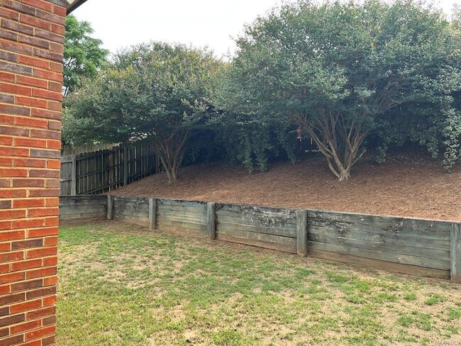 Building Photo - 2486 Chancellor Ridge Rd