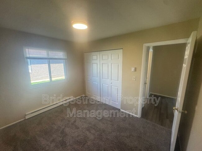 Building Photo - 4650 Wayne Meadows Cir