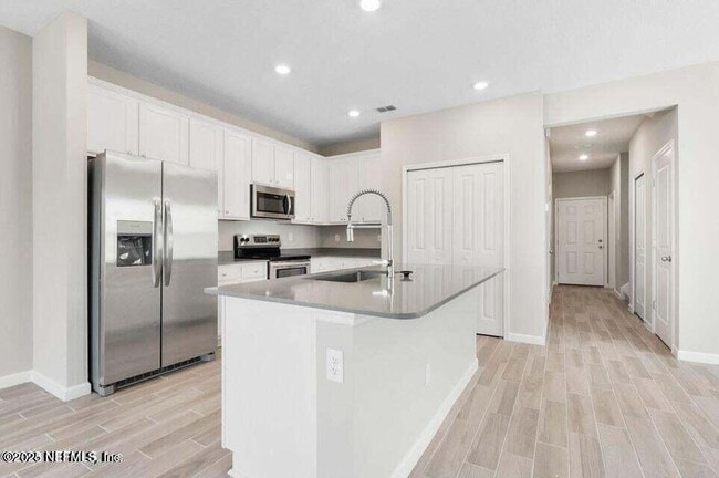 Building Photo - 119 Boracay Cir