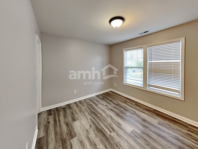Building Photo - 12816 Walking Stick Dr