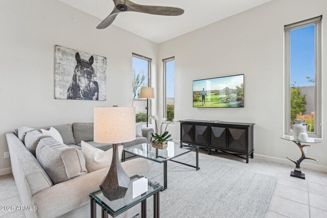 Building Photo - 10831 E White Feather Ln