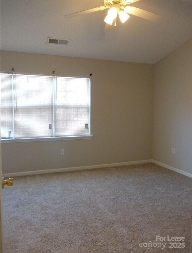 Building Photo - 12317 Paperbark Cir