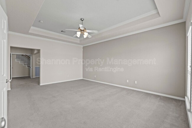 Building Photo - 2919 Royal Oaks Grove