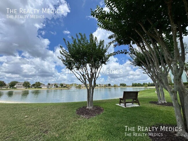Building Photo - 308 Blue Cypress Dr