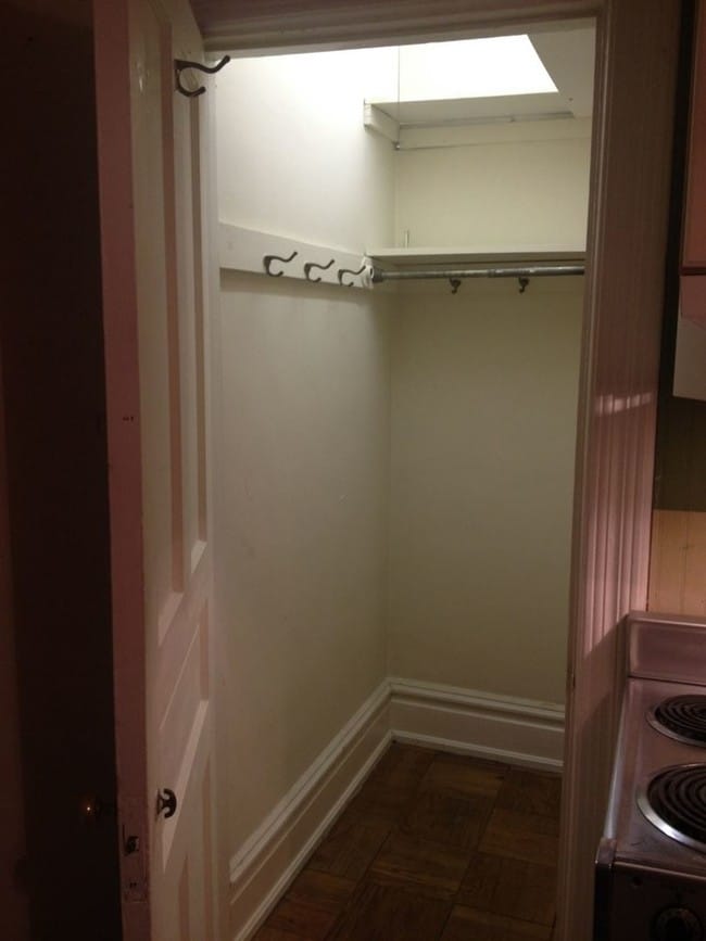 Building Photo - 1427 N Front St