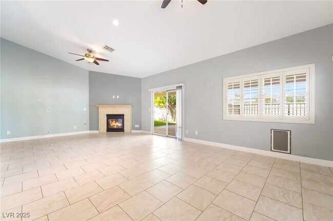 Building Photo - 74 Graythorn Mountain Ct