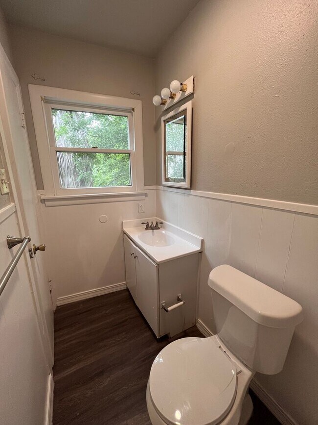 Building Photo - 1514 Forest Trail